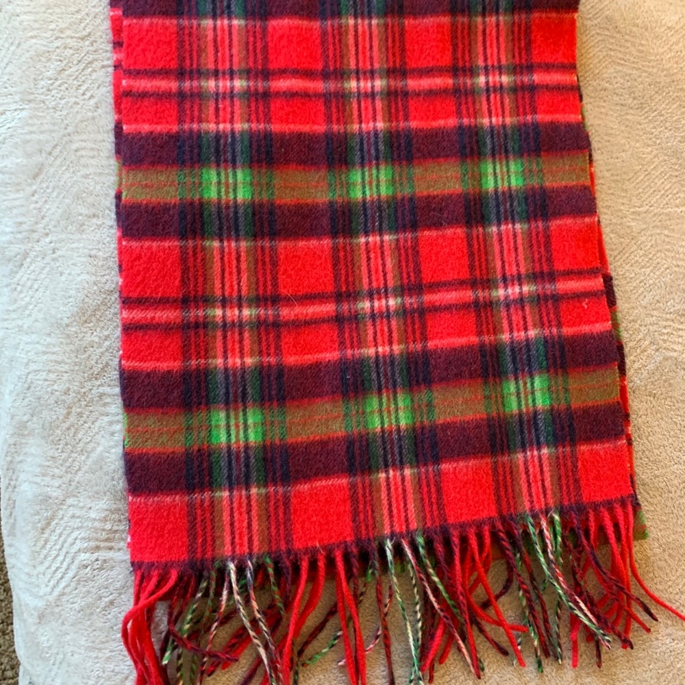100% Cashmere Vineyard Vines Scarf